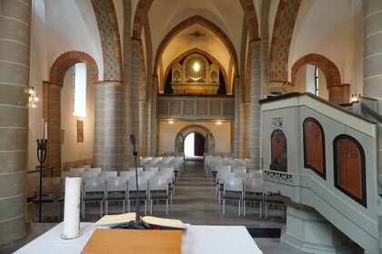 Denkmal und lebendige Kirche